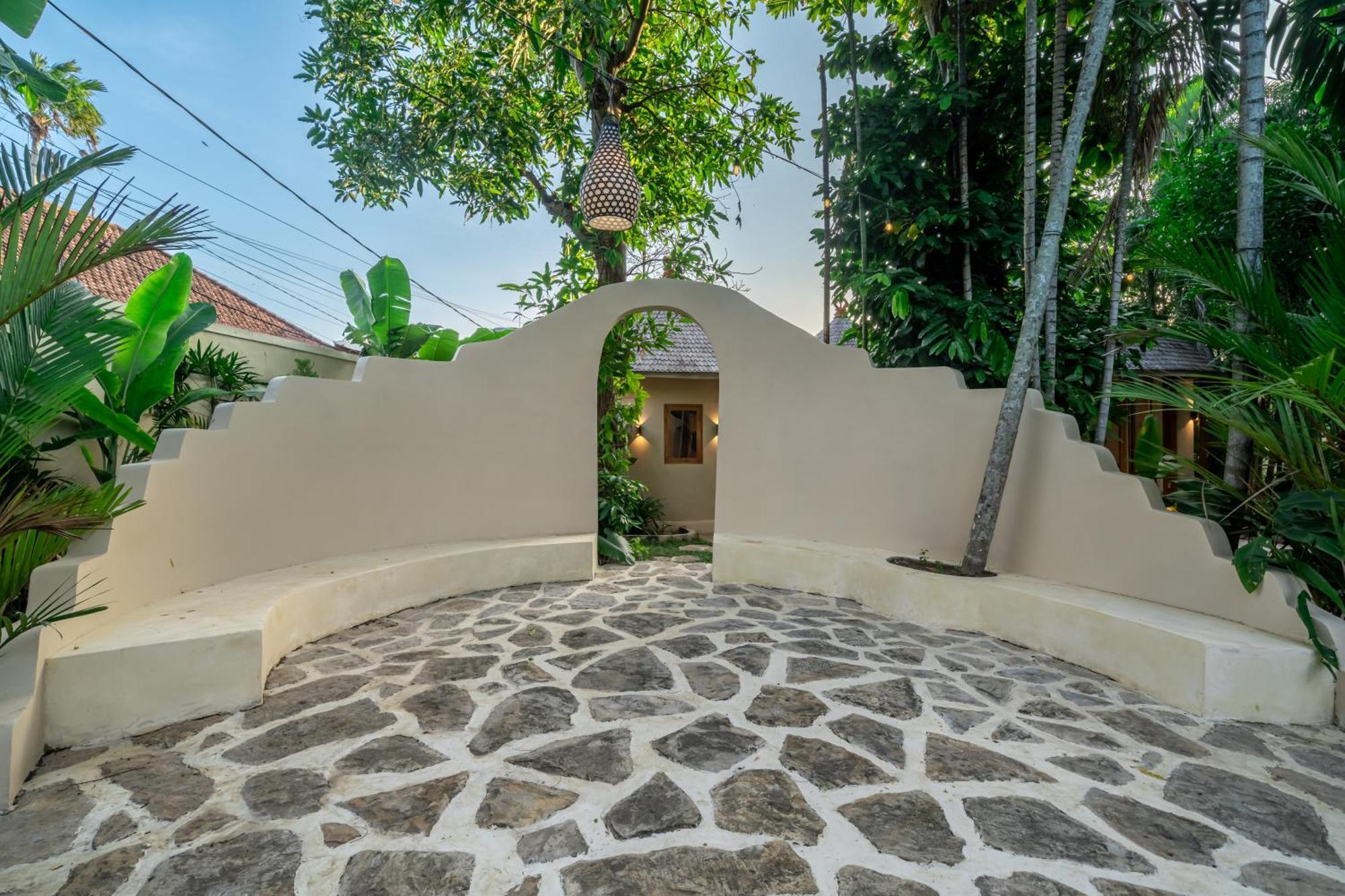 Meraki 6br Tropical Paradise Seminyak (Bali)